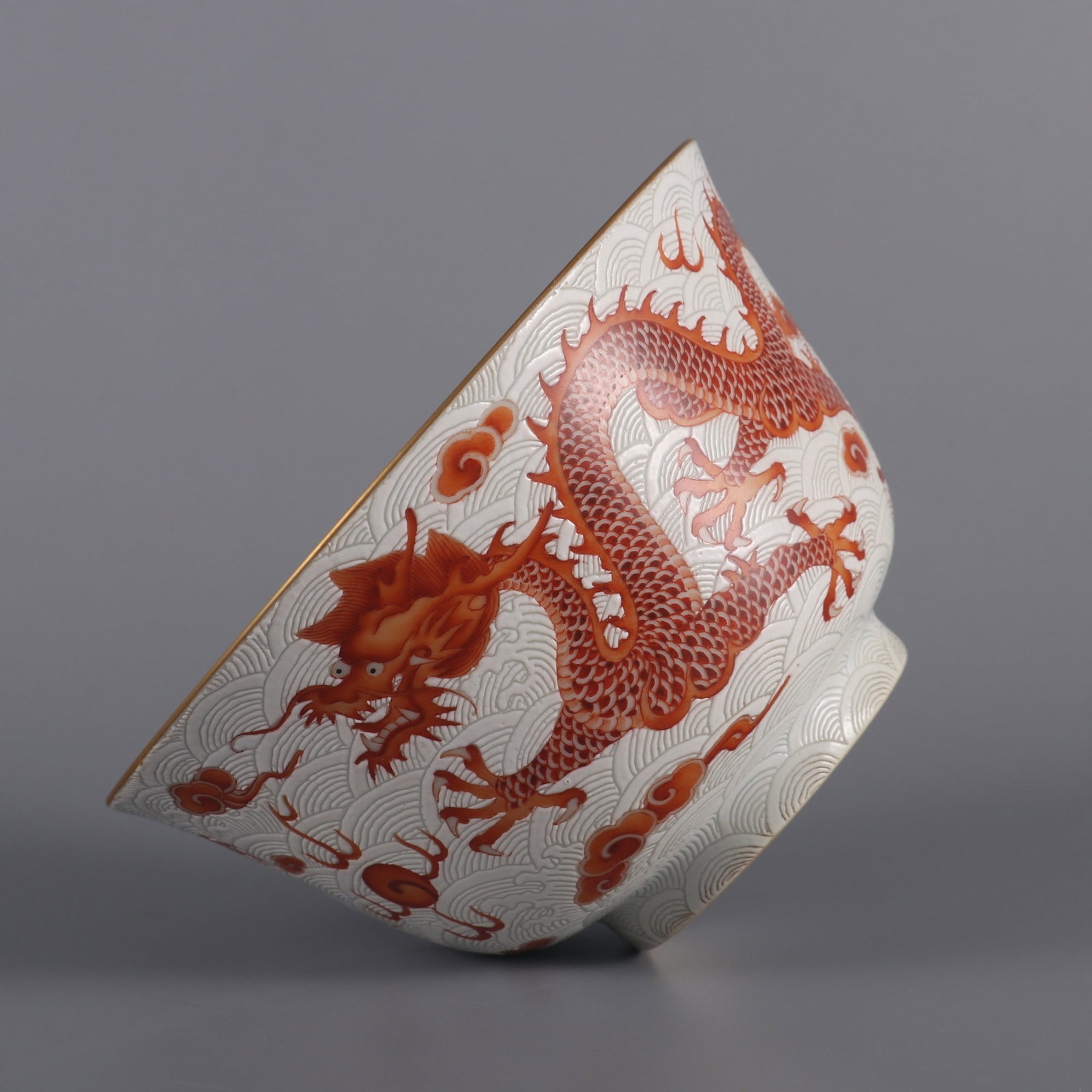 An Exquisite Iron-Red Seawater Pattern Dragon Pattern Bowl - 7