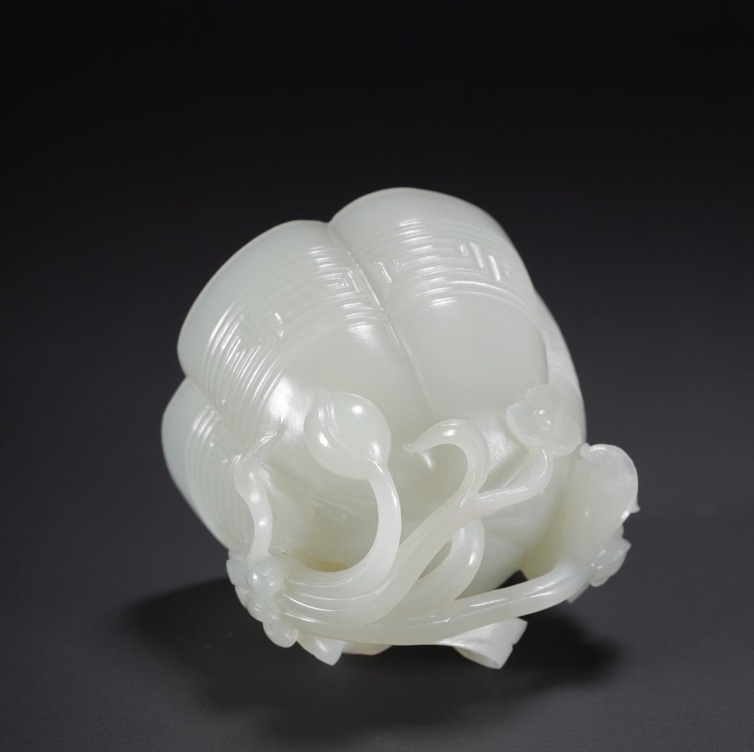 An Exquisite White Jade Flower Pattern Cup - 7