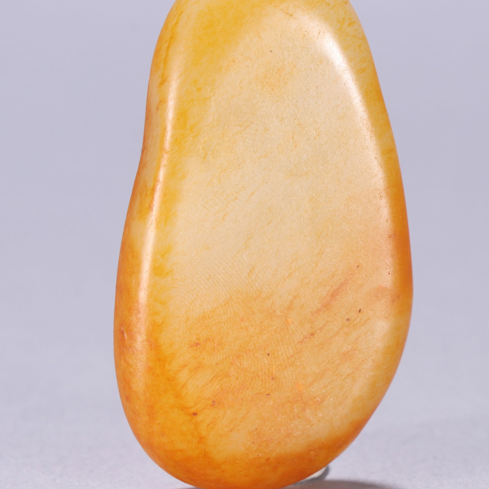 An Exquisite White Jade Ornament - 2
