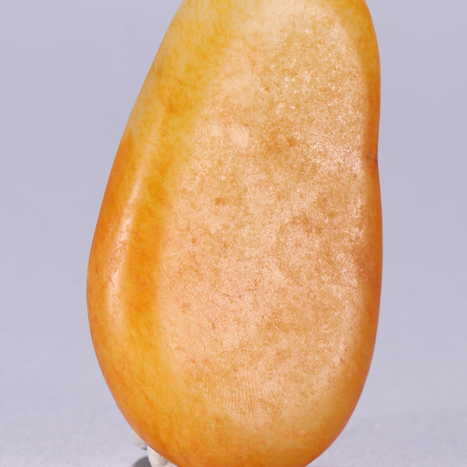 An Exquisite White Jade Ornament - 5