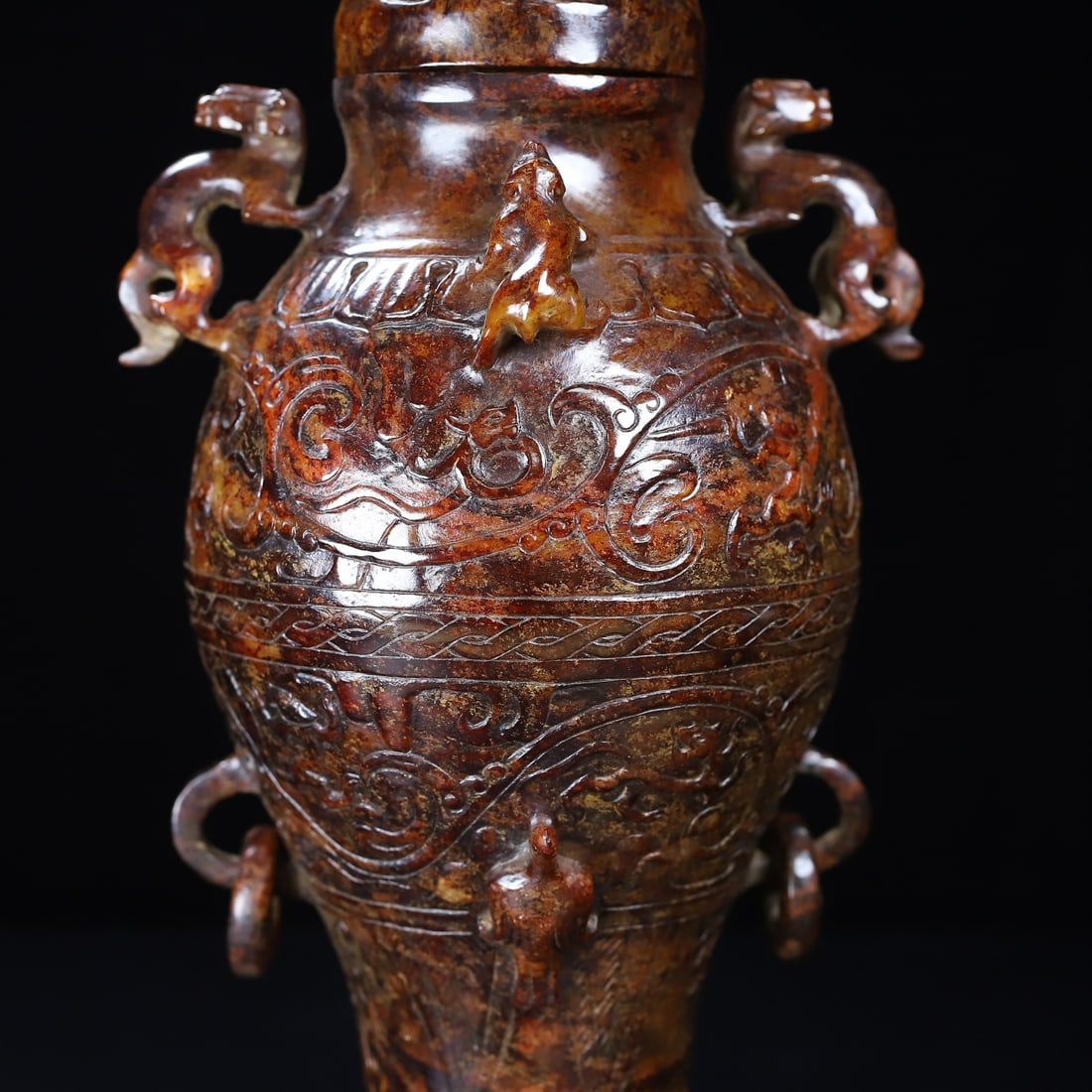 An Exquisite White Jade Auspicious Beast Pattern Vase - 3
