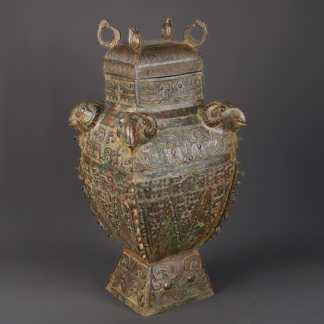 An Exquisite Bronze Beast-Face Pattern Vase - 6