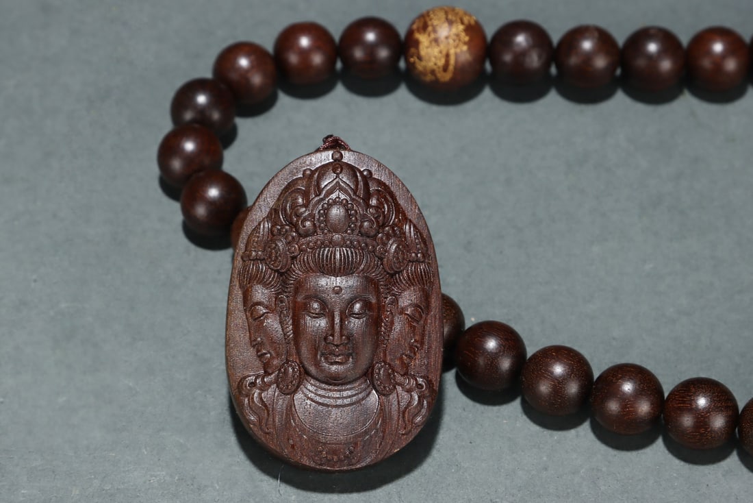 An Exquisite Eaglewood Buddha Statue Pattern Brand - 5