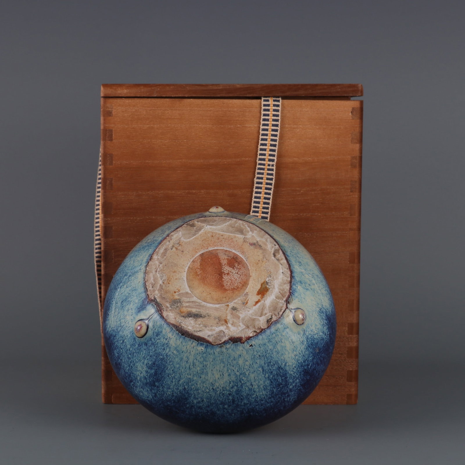 An Exquisite Flambe Glazed Jar - 8