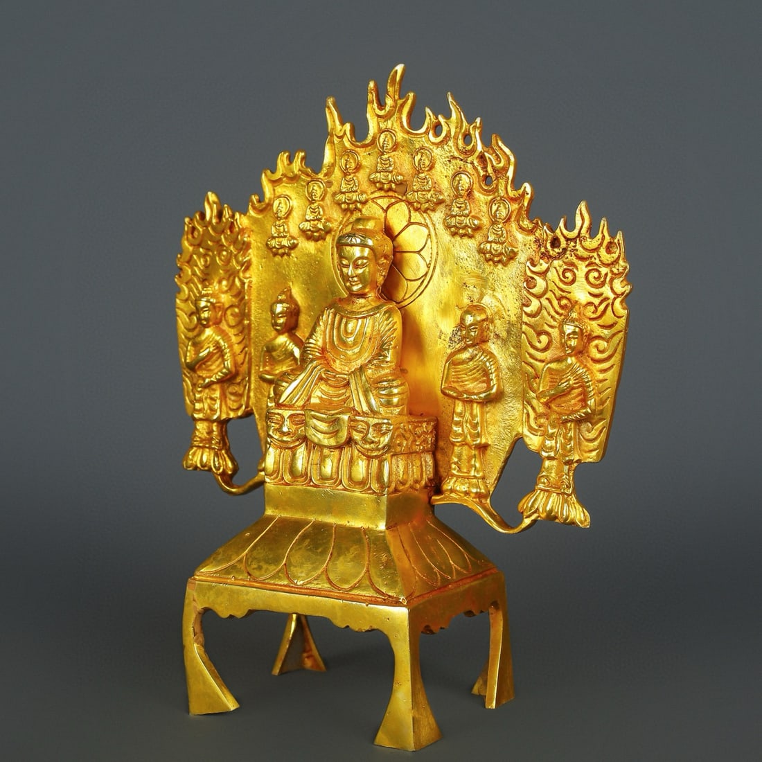 An Exquisite Gilt Bronze Buddha Statue - 5