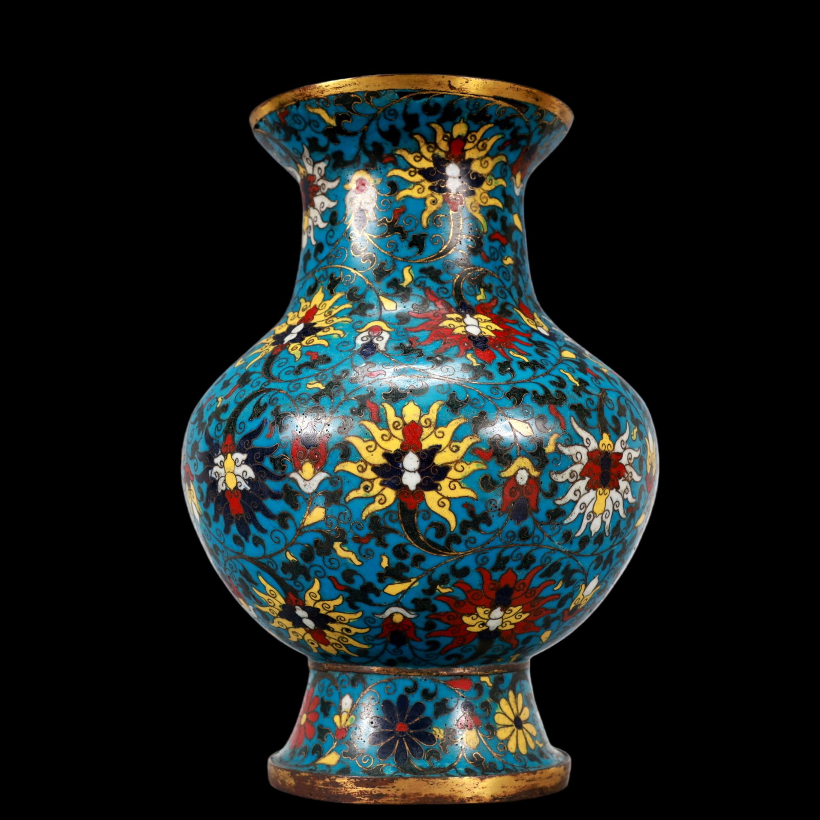 A Exquisite Cloisonne Gilt Bronze Lotus Pattern Vase: A Exquisite Cloisonne Gilt Bronze Lotus Pattern Vase Ming Dynasty, China Jingtai Four-character Mark Size:5.9inx5.9inx8.7in