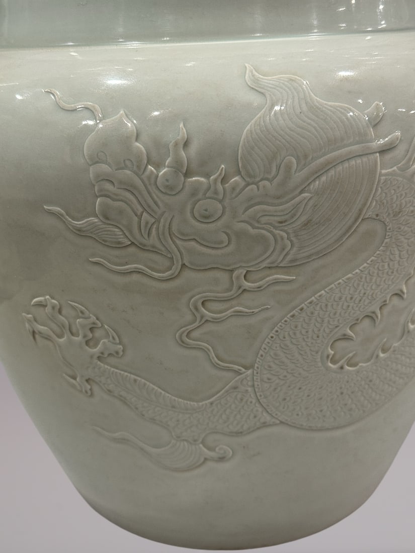 An Exquisite Shufu Glazed Dragon Pattern Vat - 2
