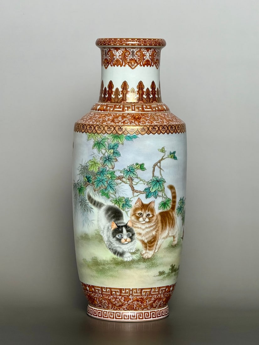 An Exquisite Iron-Red Painted Gold Lotus Pattern Cat Pattern Vase: An Exquisite Iron-Red Painted Gold Lotus Pattern Cat Pattern Vase Qing Dynasty, China Qianlong Four-character Mark Size:13.3inx5.4in矾红彩图案描金边