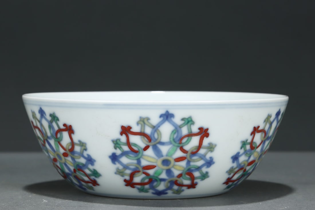 An Exquisite Doucai Flower Pattern Bowl - 3