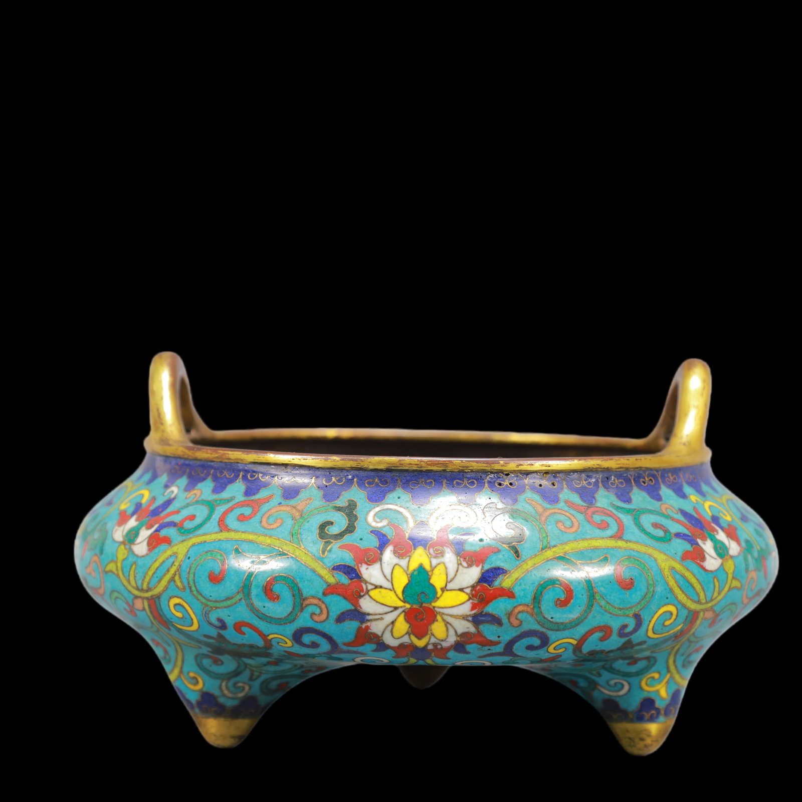 A Exquisite Cloisonne Lotus Pattern Double-Ears and Tripod Censer: A Exquisite Cloisonne Lotus Pattern Double-Ears and Tripod Censer Ming Dynasty, China Xuande Six-character Mark Size:4.3inx8.3in