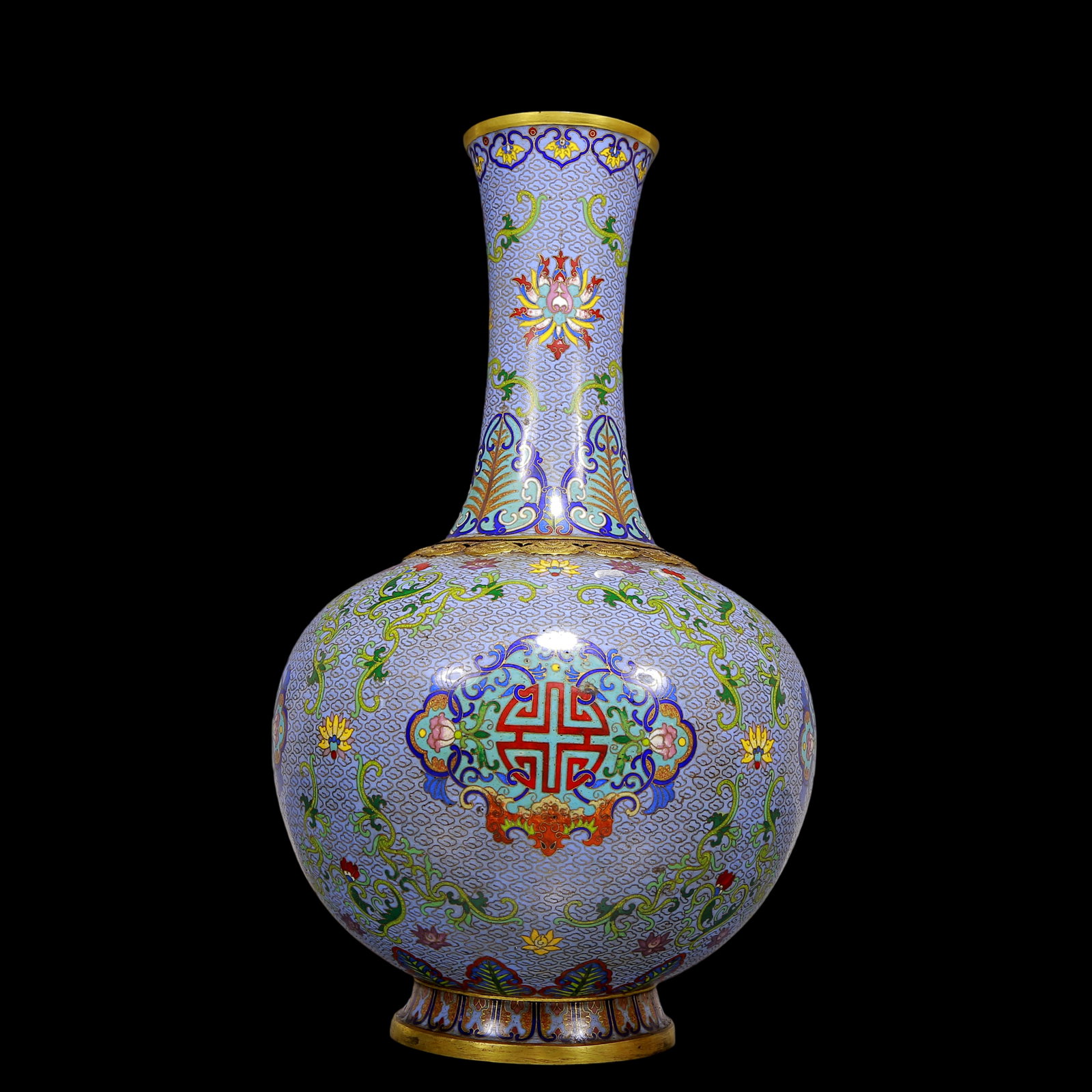 An Exquisite Gilt Bronze Cloisonne Lotus Pattern Bats and Peach Pattern Vase: An Exquisite Gilt Bronze Cloisonne Lotus Pattern Bats and Peach Pattern Vase Qing Dynasty, China Qianlong Four-character Mark Size:8.7inx16.9inx Weight:5870g清代 铜鎏金&#