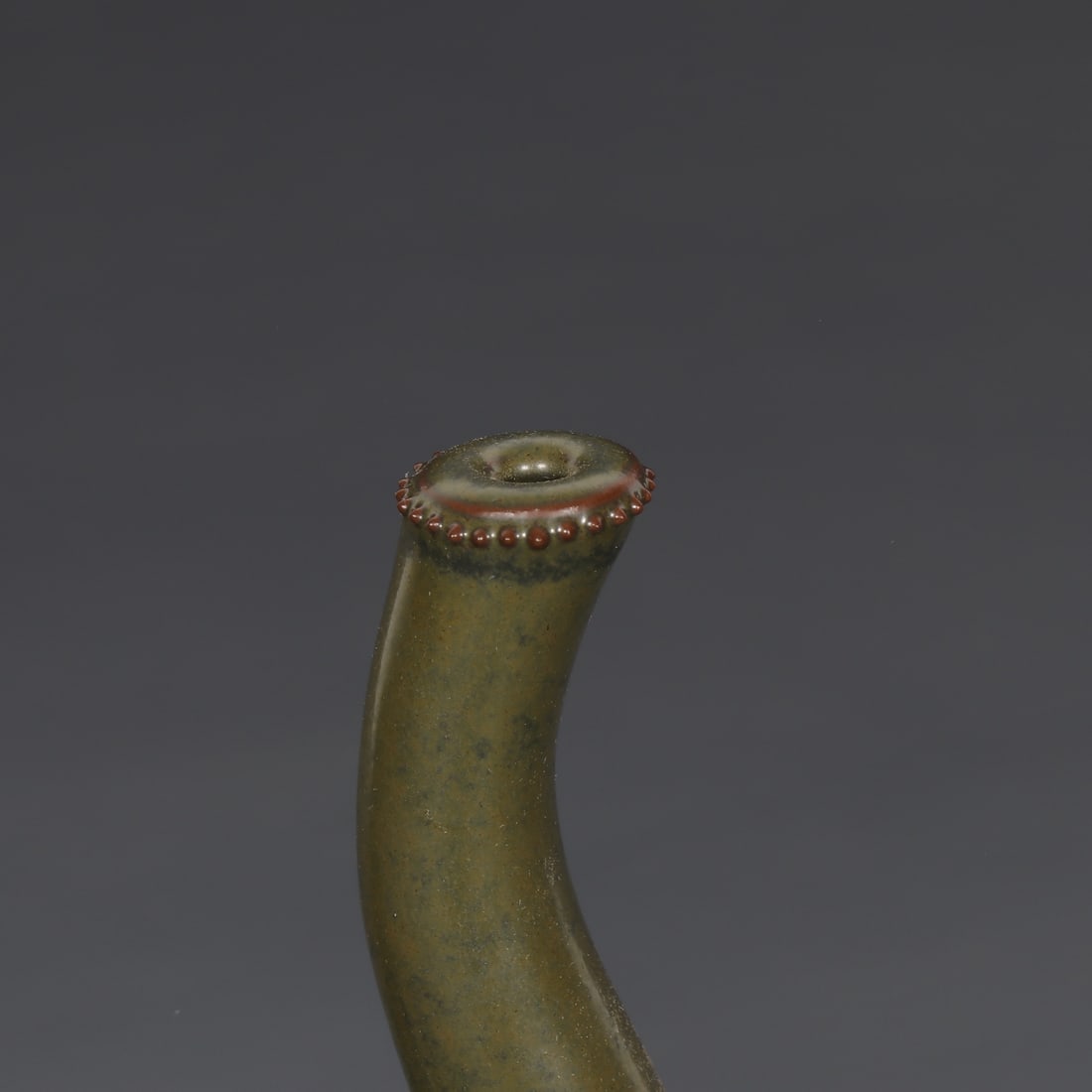 An Exquisite Teadust Glazed Ewer - 7