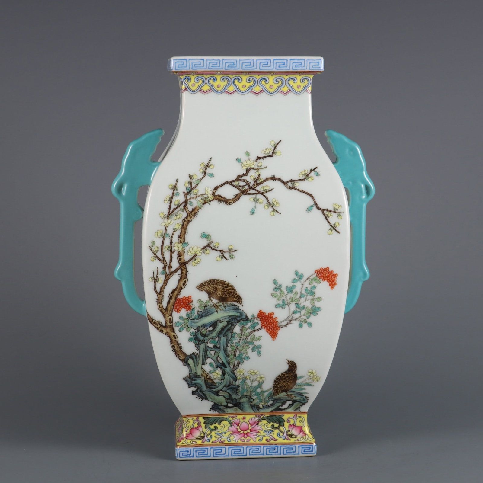 An Exquisite Famille-Rose Flower and Bird Pattern Lotus Pattern Double-Ears Vase: An Exquisite Famille-Rose Flower and Bird Pattern Lotus Pattern Double-Ears Vase Qing Dynasty, China Qianlong Six-character Mark Size:10.8inx5.5in粉彩安居乐业ࡡ