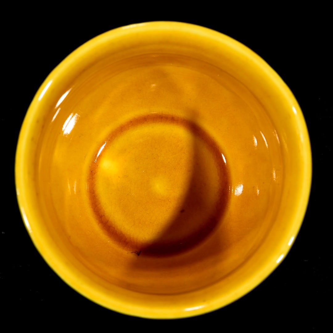 An Exquisite Yellow Glazed Peach Pattern Cup - 5