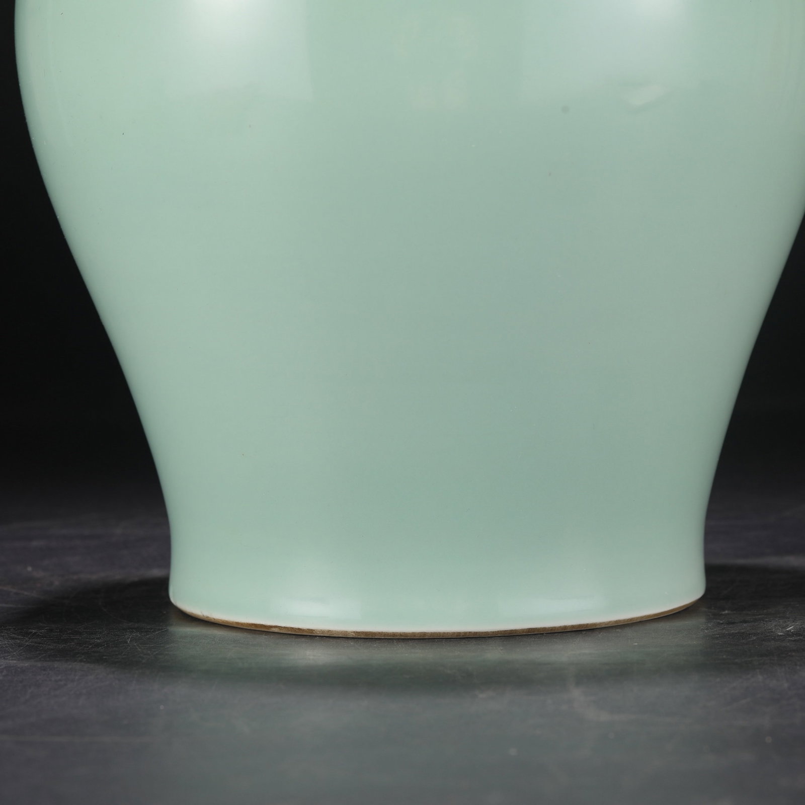 An Exquisite Celadon Glazed Beast-Ears Jar - 4
