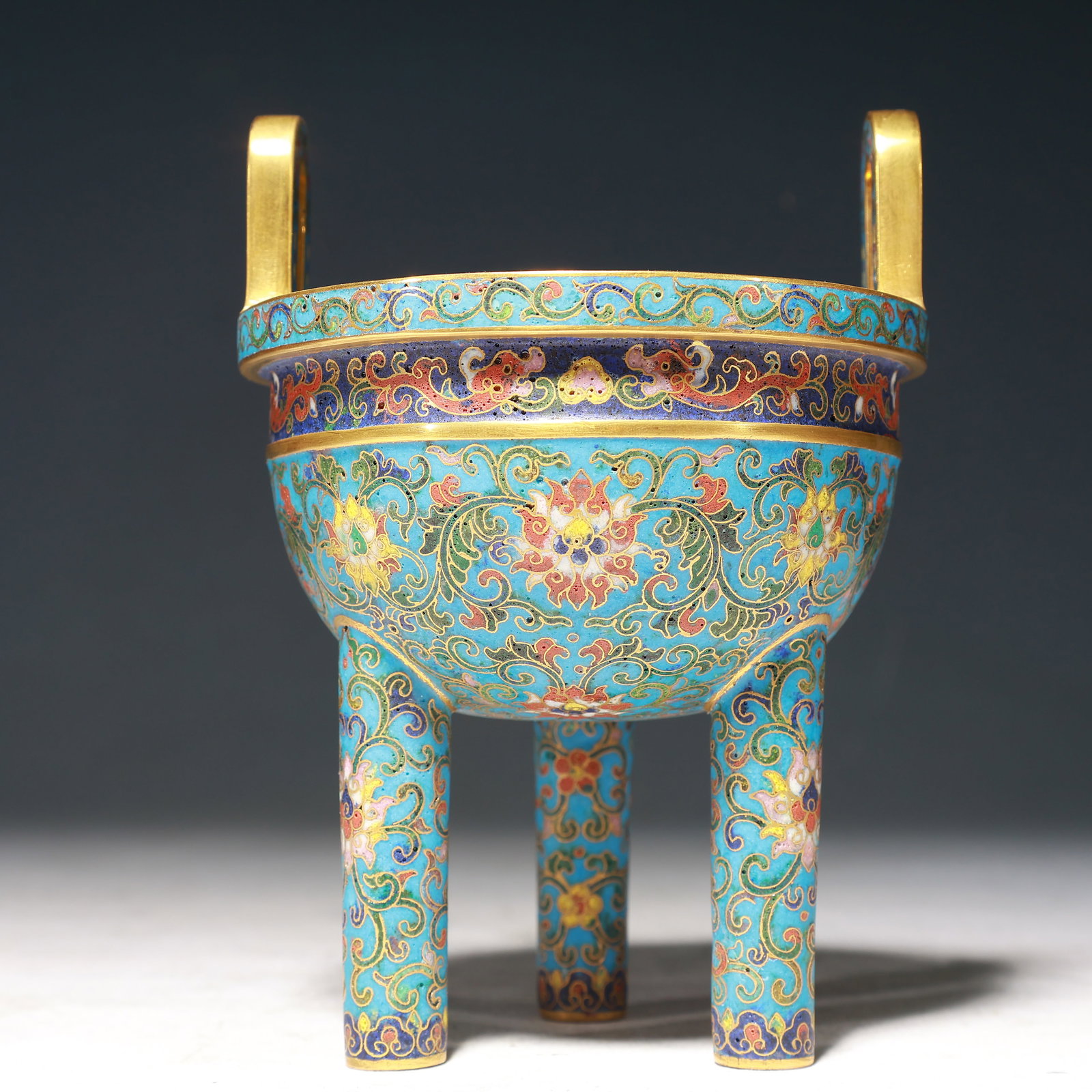An Exquisite Cloisonne Lotus and Dragon Pattern Double-Ears and Tripod Censer: An Exquisite Cloisonne Lotus and Dragon Pattern Double-Ears and Tripod Censer,Qing Dynasty,China,Qianlong Four-character Mark,Size:4.3inx6.1in,Weight:750g 景泰蓝缠枝ő