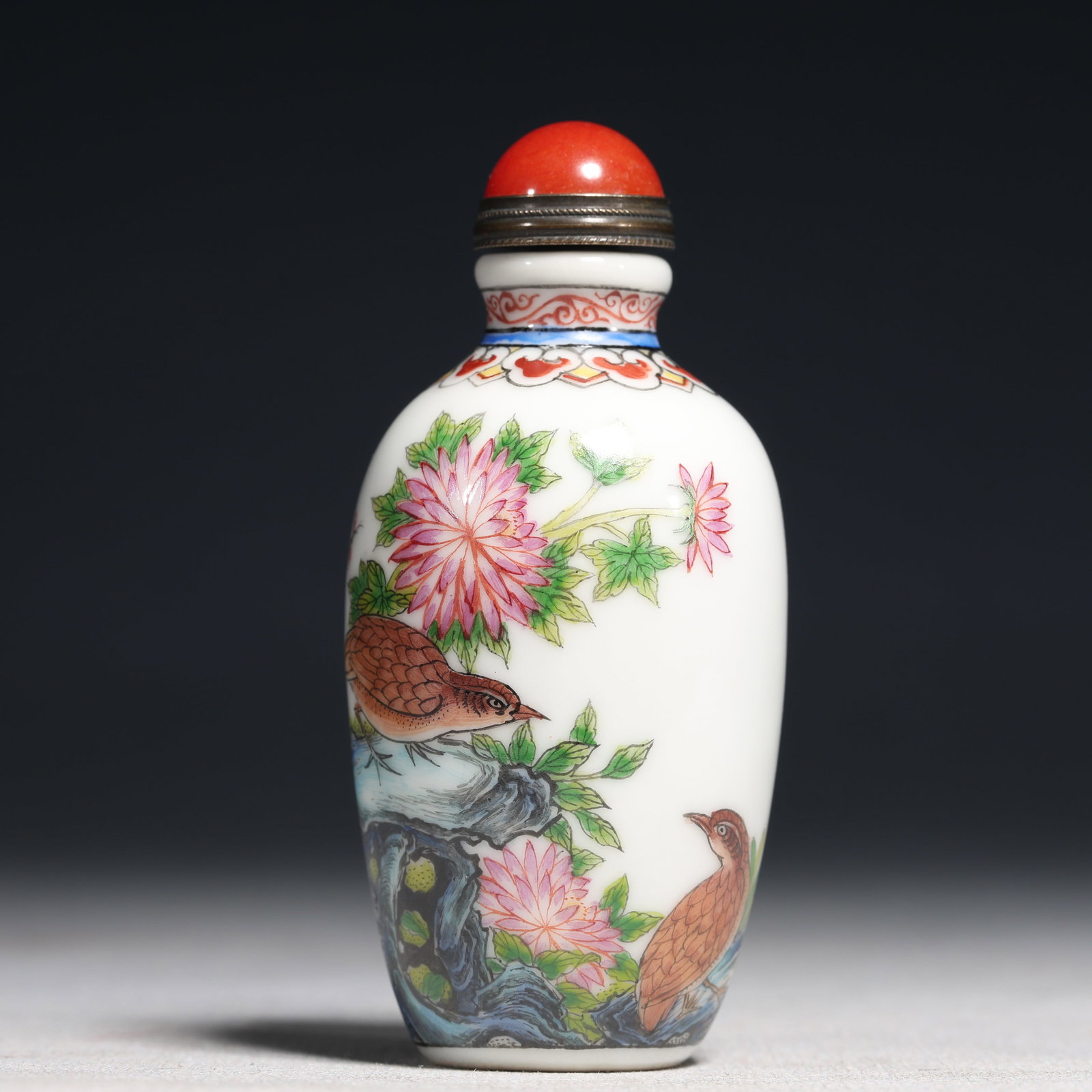 An Exquisite Painted Enamel Flower and Bird Pattern Porcelain Snuff Bottle: An Exquisite Painted Enamel Flower and Bird Pattern Porcelain Snuff Bottle,Qing Dynasty,China,Royal Court Mark,Size:2.2inx0.8inx3.1in 瓷胎画珐琅彩花鸟&#