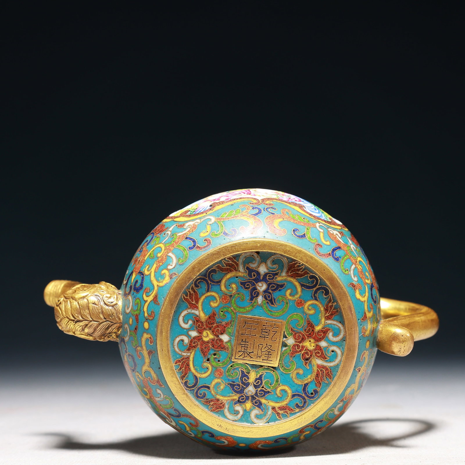 An Exquisite Cloisonne Figure Pattern Teapot - 10