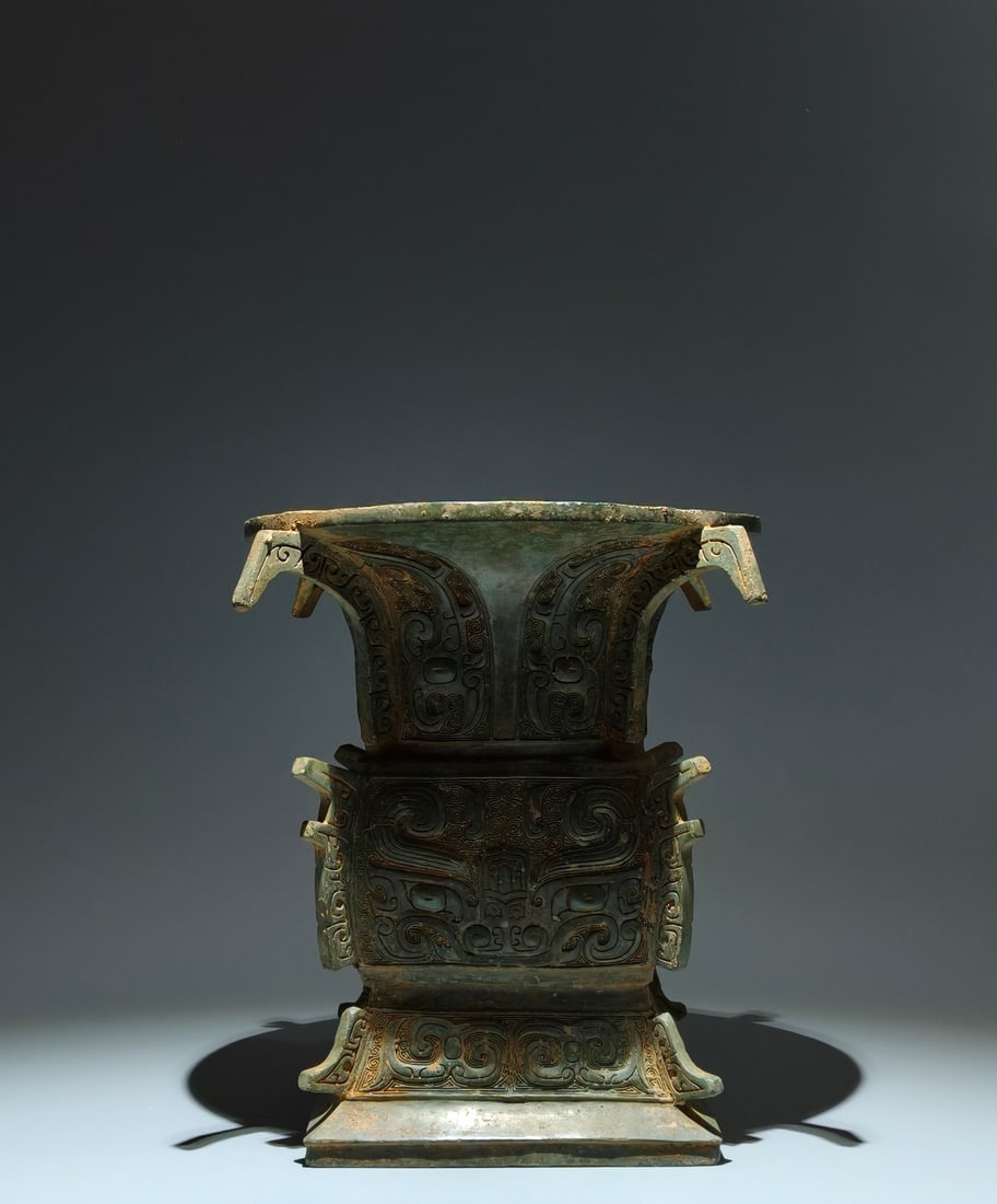 An Archaic Bronze Beast-Face Pattern Vase: An Archaic Bronze Beast-Face Pattern Vase,Sang Dynasty,China,Size:11inx9.6in 青铜兽面纹瓶,中国商代