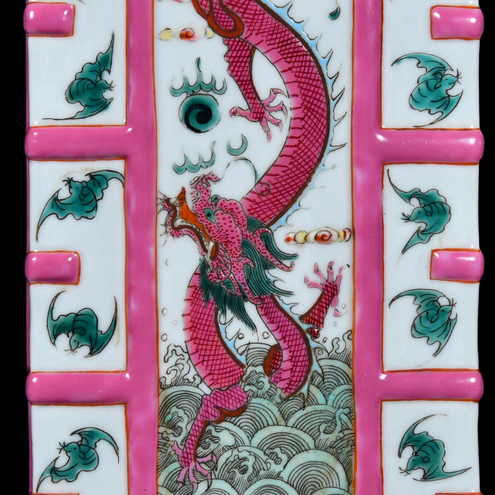 A Rare Enamel Bats and Dragon Pattern Vase - 6