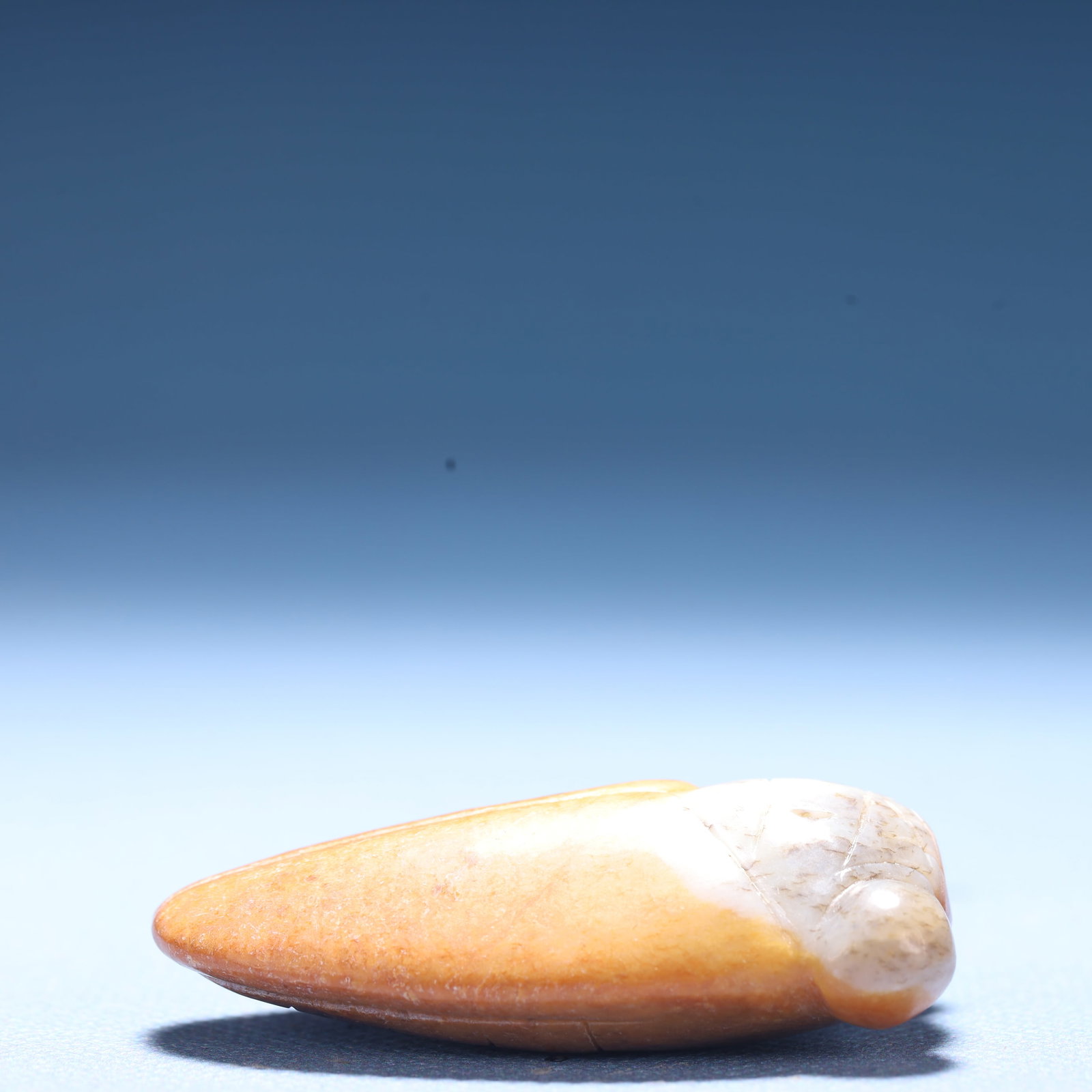 An Archaic Hongshan Culture Yellow Jade Cicada Ornament: An Archaic Hongshan Culture Yellow Jade Cicada Ornament,Ancient Time,China,Size:2inx1.2inx0.7in,Weight:38.6g