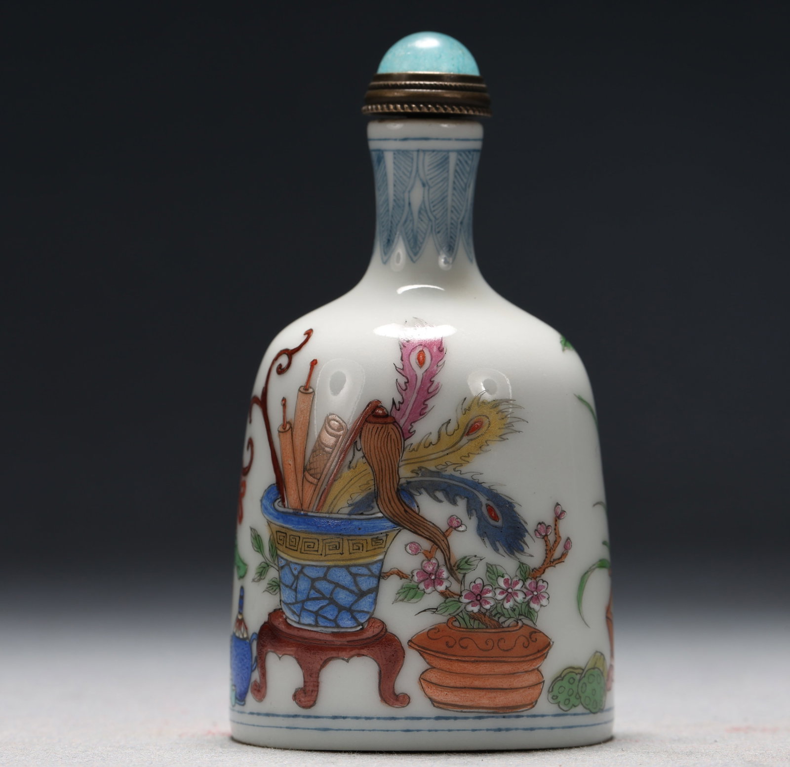 A Fine Enamel Flower Pattern Porcelain Snuff Bottle - 4
