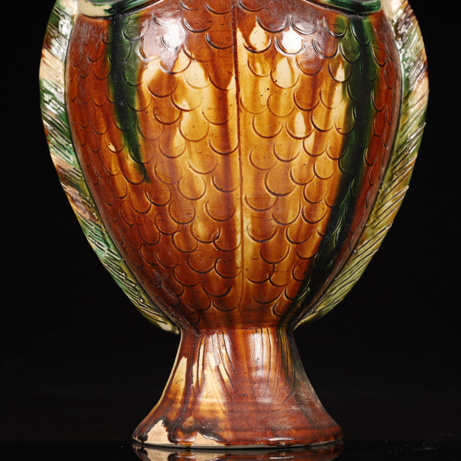 A Rare Tang Tri-Color Glazed Pottery Fish-Shaped Vase - 3