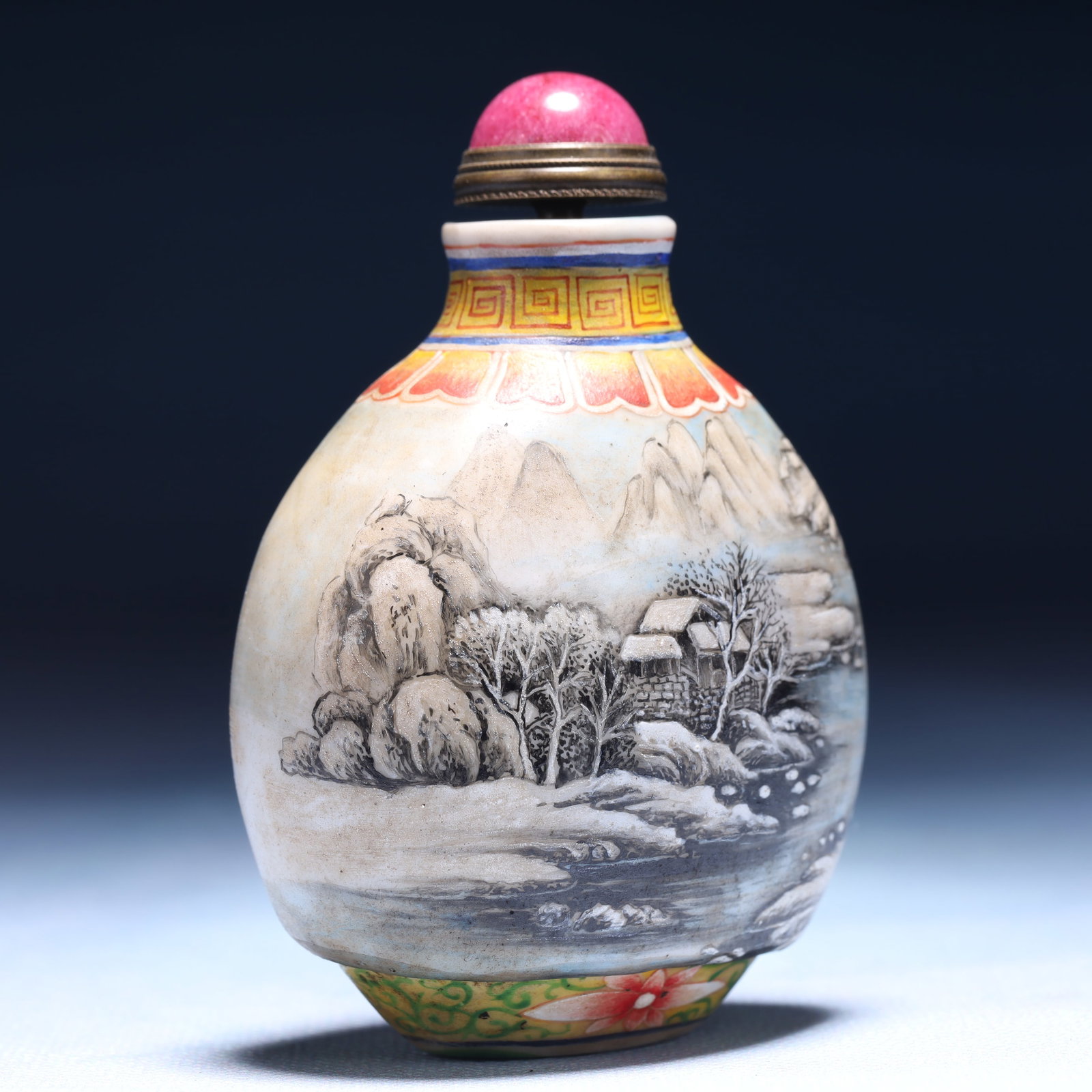 An Exquisite Glass Landscape Pattern Snuff Bottle - 4
