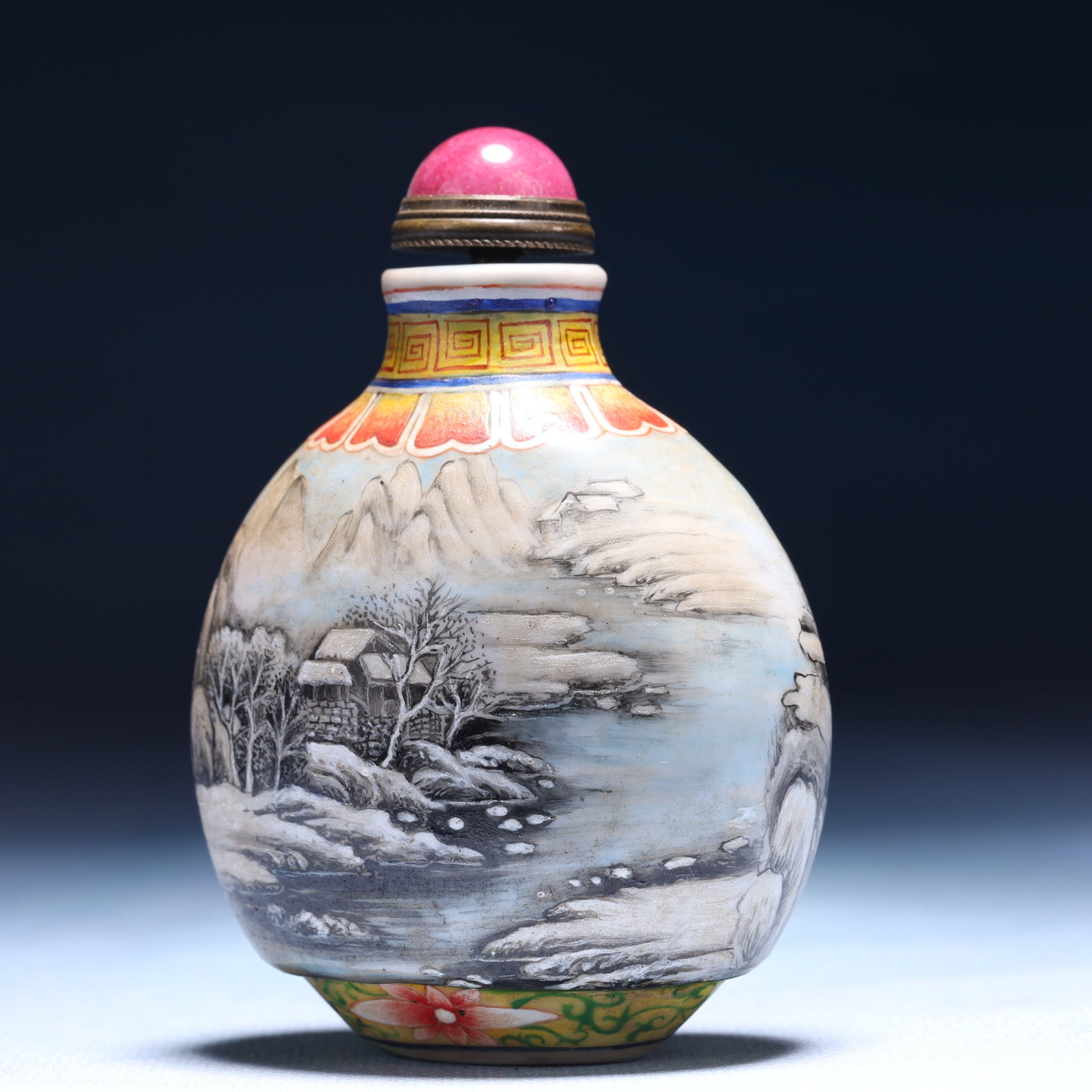 An Exquisite Glass Landscape Pattern Snuff Bottle - 6