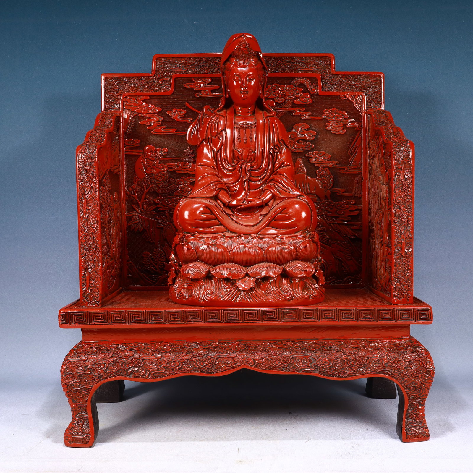 A Huge Carved Red Lacquer Auspicious Cloud and Arhat Pattern Avalokitesvara Ornament: A Huge Carved Red Lacquer Auspicious Cloud and Arhat Pattern Avalokitesvara Ornament,Qing Dynasty, China,Qianlong Six-character Mark,Size:20.1inx10.2inx20.9in,Weight:14200g 剔红漆
