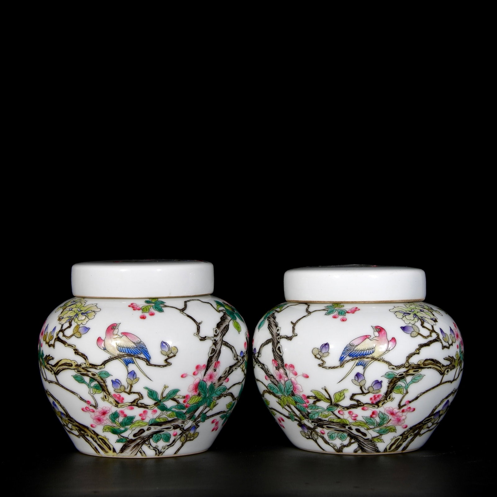 A Pair of Exquisite Enamel Flower and Bird Pattern Cover Jars: A Pair of Exquisite Enamel Flower and Bird Pattern Cover Jars,Qing Dynasty,China,Yongzheng Four-character Mark,Size:5.1inx6.1in 一对珐琅彩花鸟纹盖