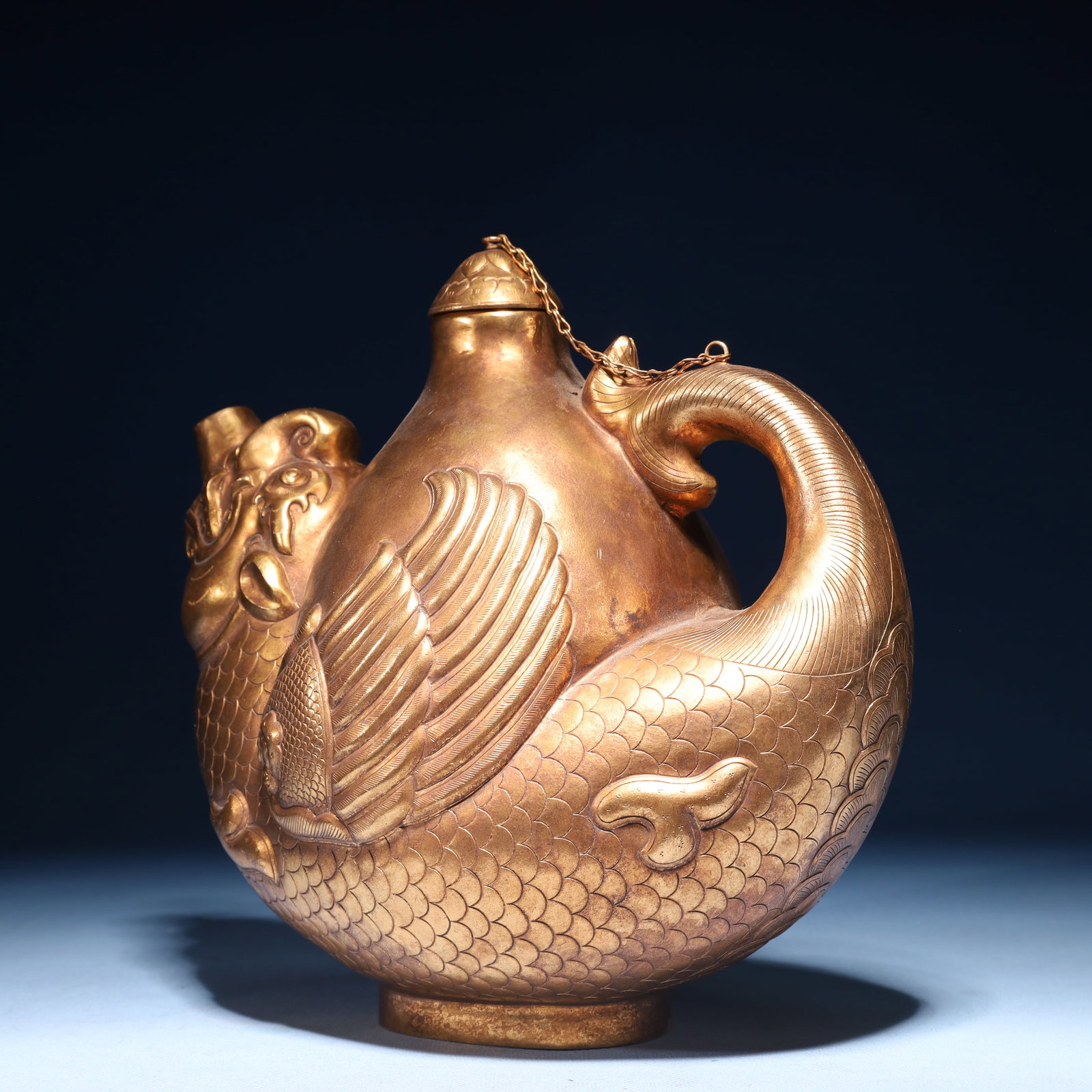 An Exquisite Gilt Bronze Fish Pattern Pot - 11