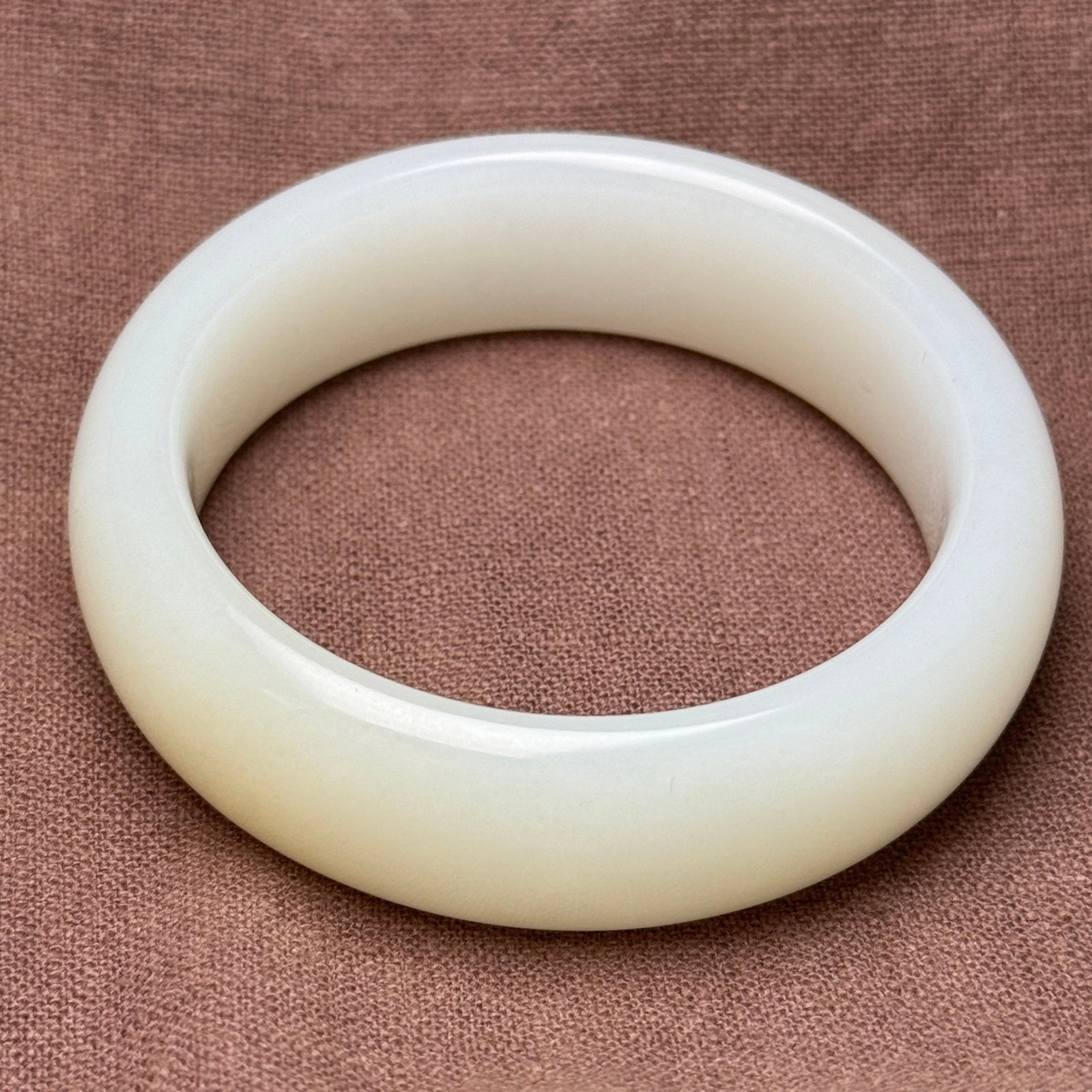 An Exquisite White Jade Bracelets - 2