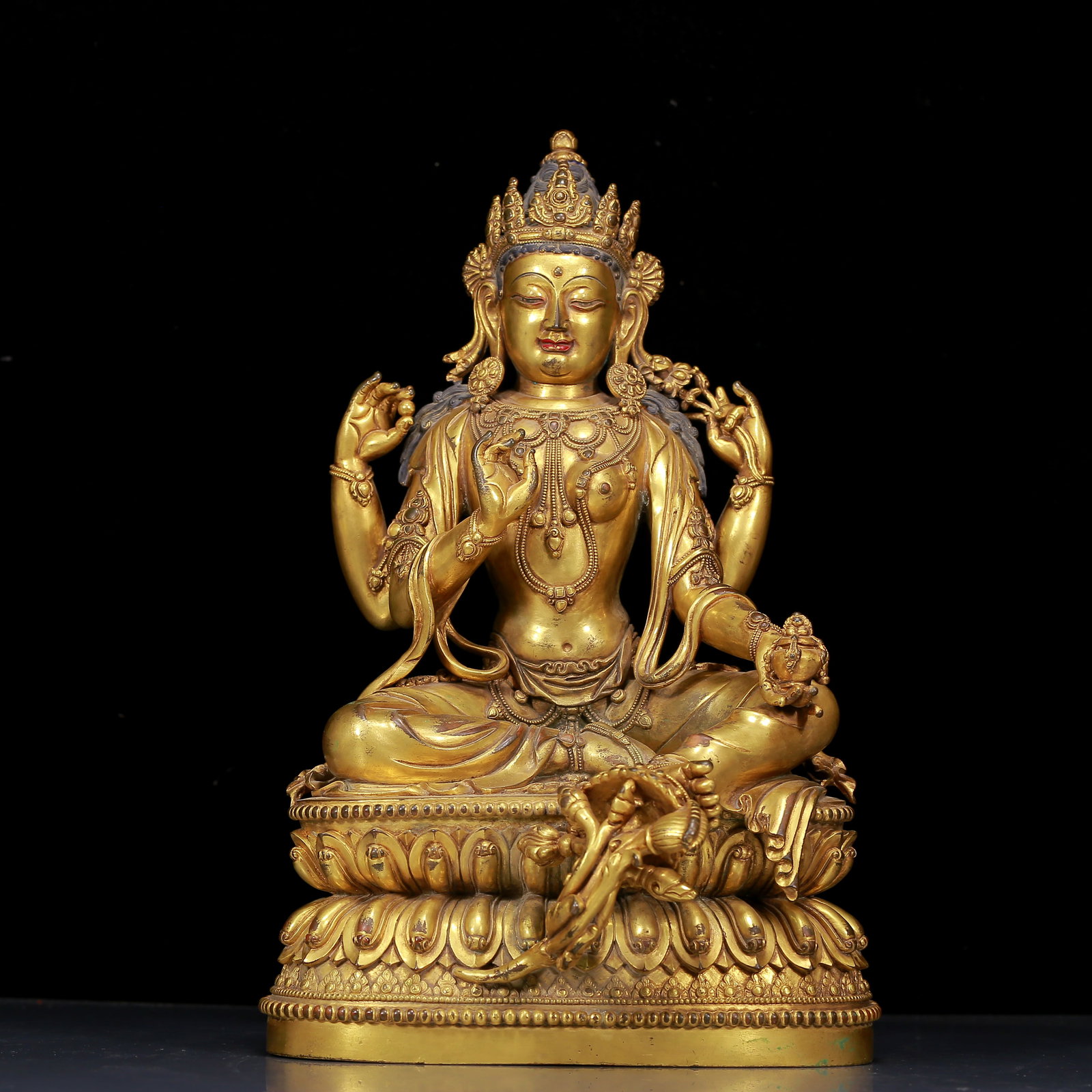 A Rare Gilt Bronze Statue of Four-Armed Guanyin: A Rare Gilt Bronze Statue of Four-Armed Guanyin，Ming Dynasty, China，Yongle Six-character Mark，Size: 9.4inx8.7inx14.6in，Weight:9420g