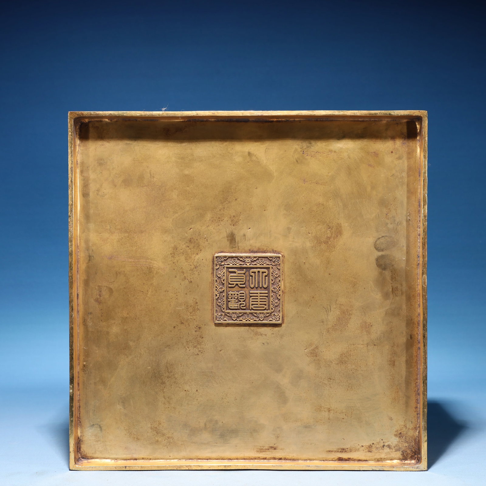 An Exquisite Gilt Bronze Figure Pattern Niche - 14