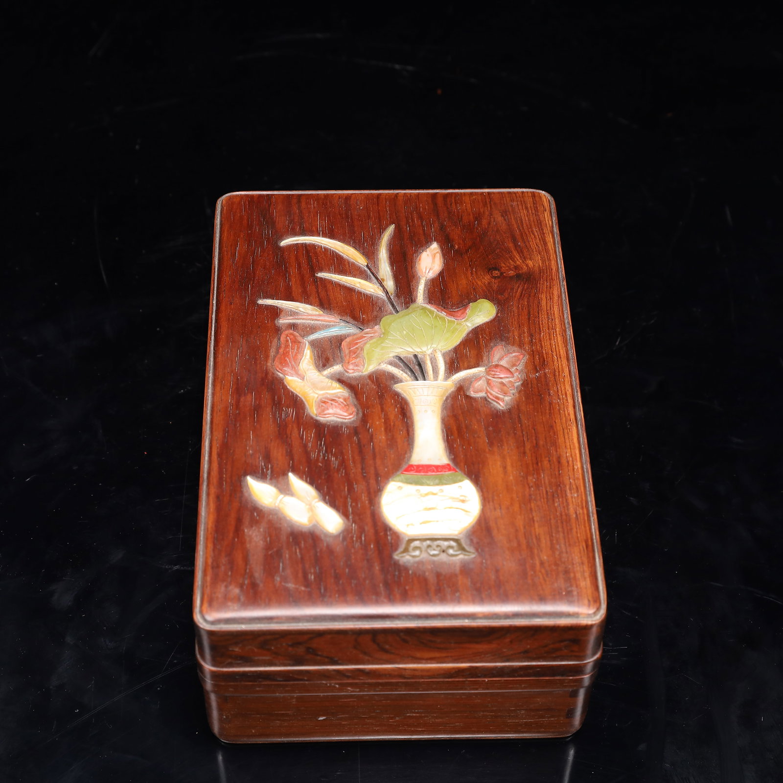 An Exquisite Huanghuali wood Inlaid Gems Flower Pattern Box with Cover: An Exquisite Huanghuali wood Inlaid Gems Flower Pattern Box with Cover,Qing Dynasty, China,Size:7.1inx4.7inx2.8in,Weight:600g 黄花梨木器嵌百宝花&#
