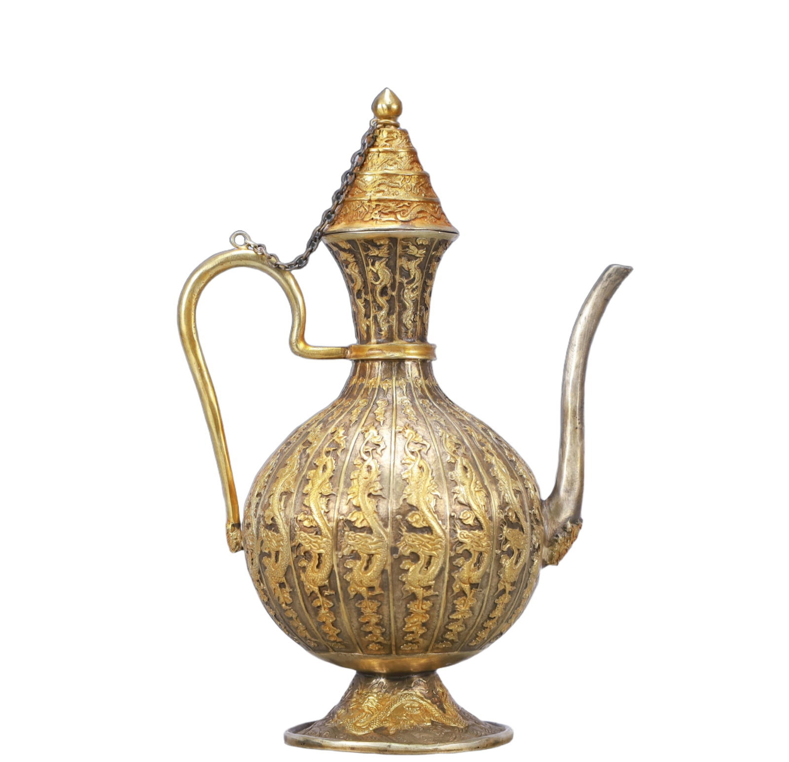 A Rare Gilt Silver Dragon Pattern Ewer: A Rare Gilt Silver Dragon Pattern Ewer,Tang Dynasty, China,Zhenguan Four-character Mark,Size:6.3inx4.3inx8.9in,Weight:750g 银鎏金龙纹执壶,中国