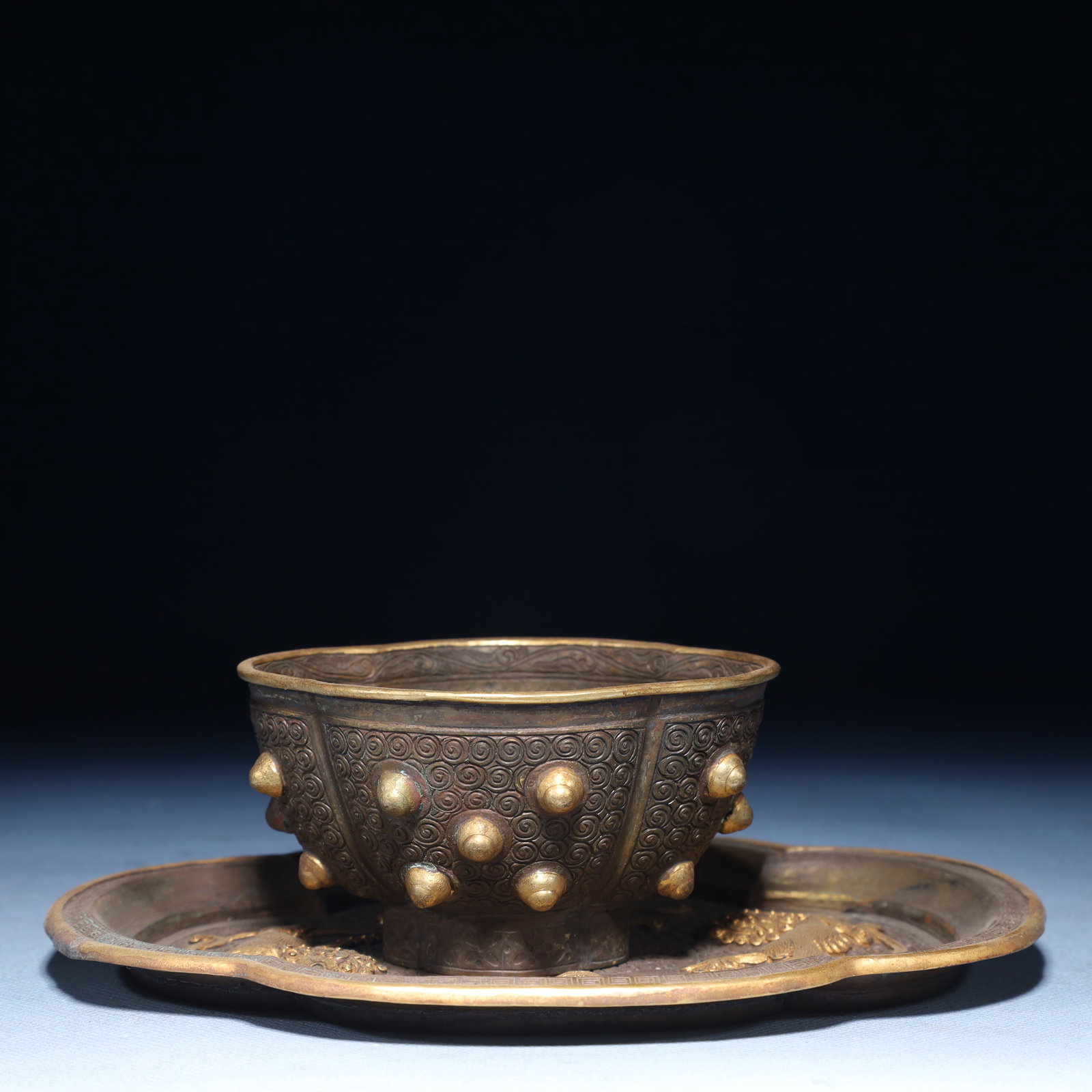 An Exquisite Silver-Gilt Bronze Cup,with Plate: An Exquisite Silver-Gilt Bronze Cup,with Plate,Qing Dynasty,China,Size:7.1inx5.9inx2.4in,Weight:900g 铜鎏银鎏金杯子,带盘子,中国&