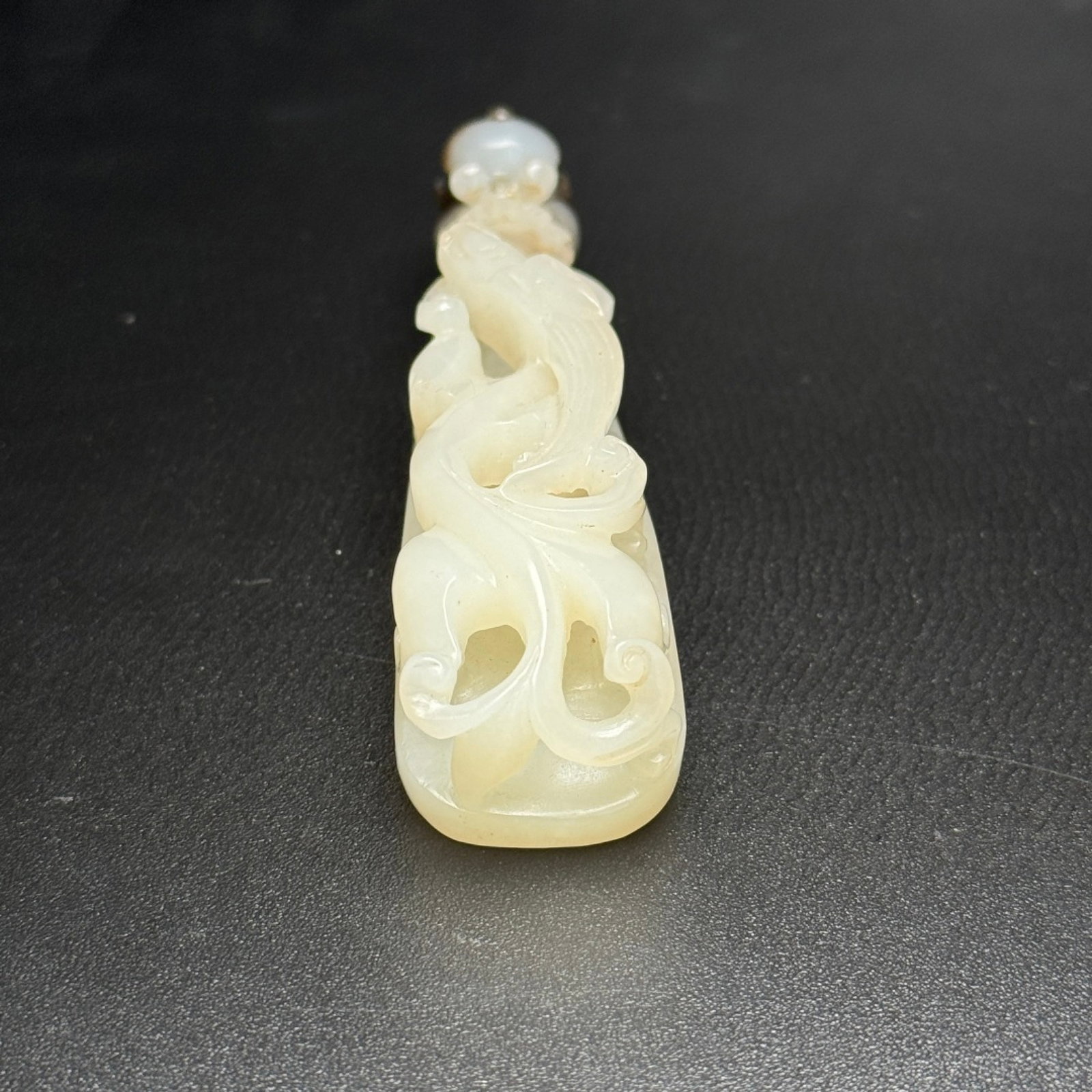 An Exquisite White Jade Dragon Pattern Hook - 5