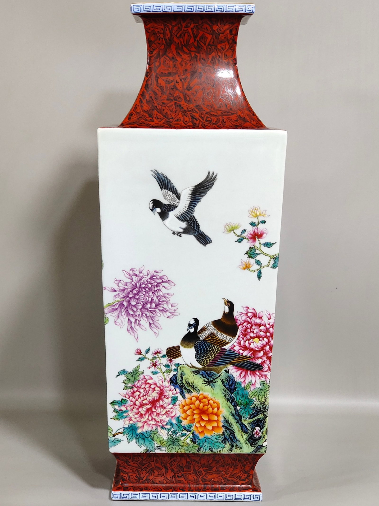 A Huge Marble Glazed Famille-Rose Flower and Bird Pattern Vase,With Poem: A Huge Marble Glazed Famille-Rose Flower and Bird Pattern Vase,With Poem,Qing Dynasty,China,Yongzheng Six-character Mark,Size:16inx5.9in
