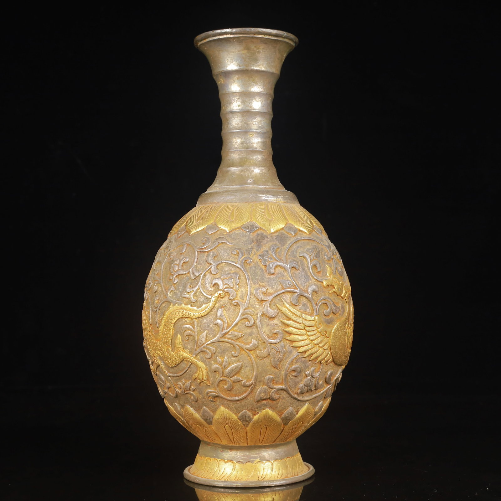 An Exquisite Gilt Silver Dragon and Phoenix Pattern Vase - 8