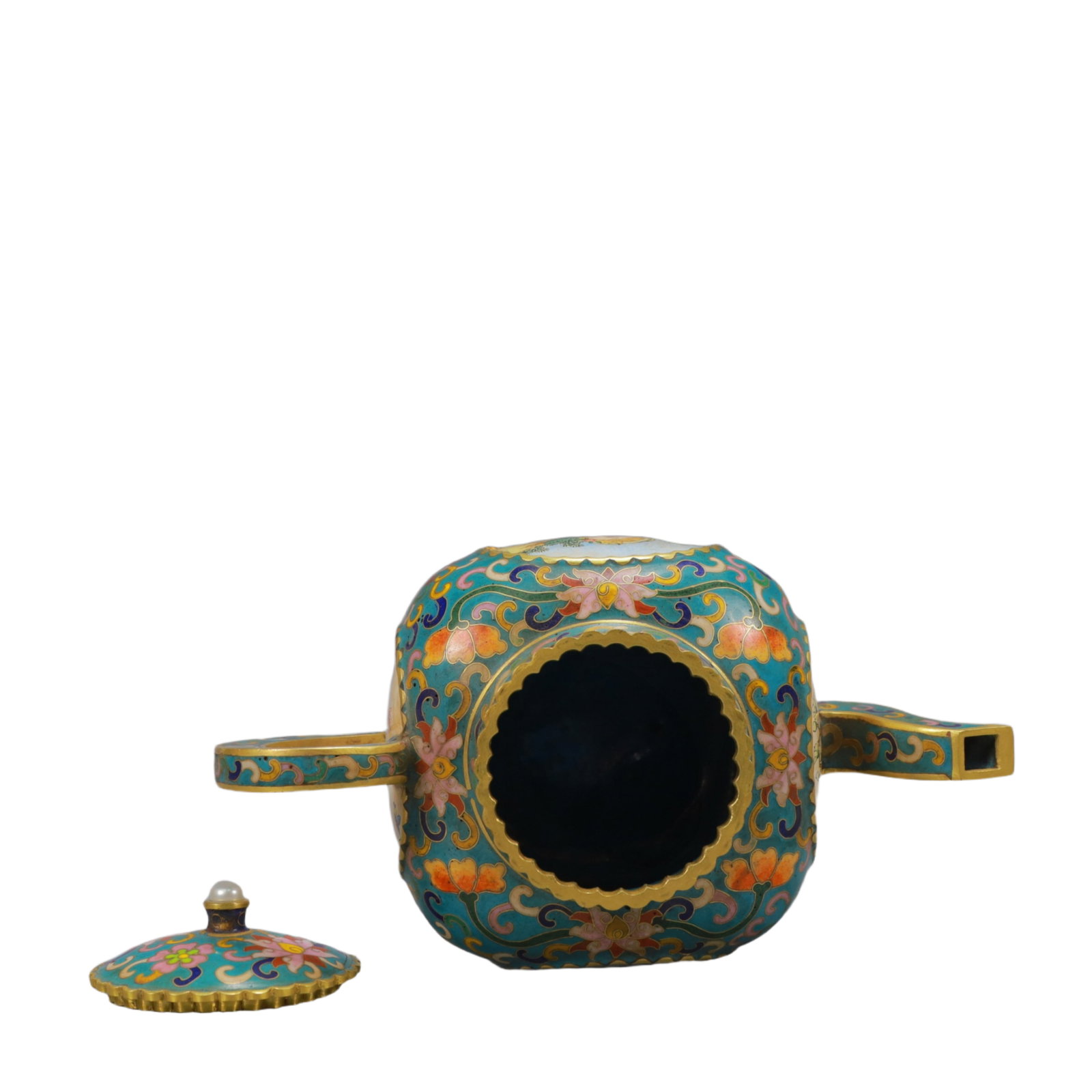 An Exquisite Painted Enamel Figure Pattern Ewer - 9