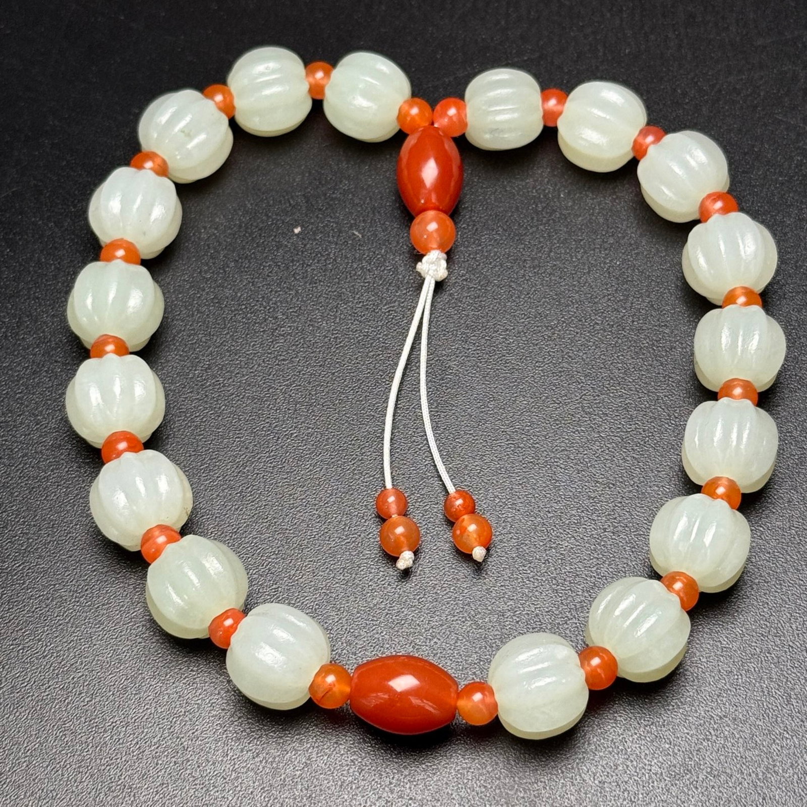 An Exquisite White Jade Pumpkin-Shaped Bracelets - 2