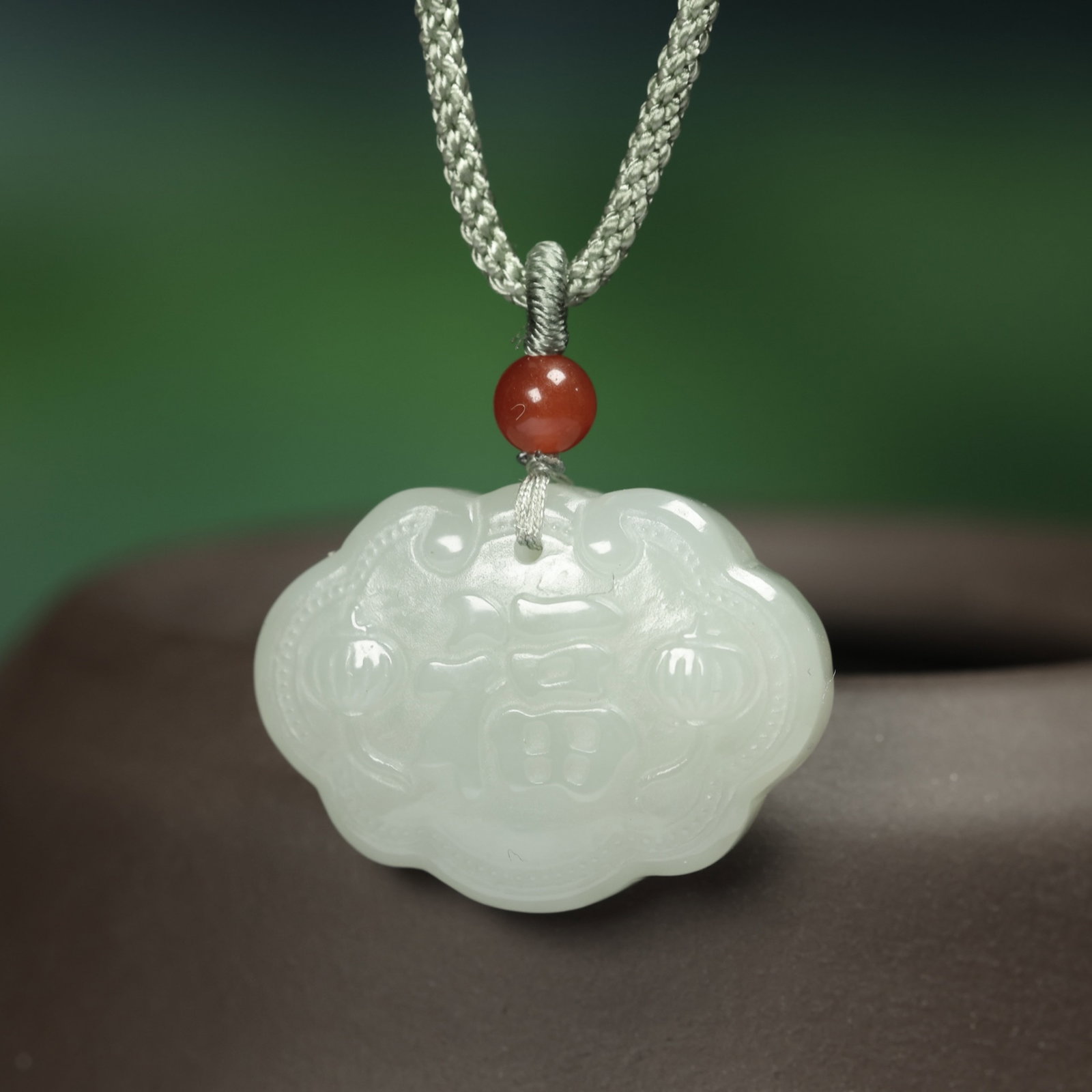 An Exquisite White Jade Fu-Character Pattern Pendant - 2