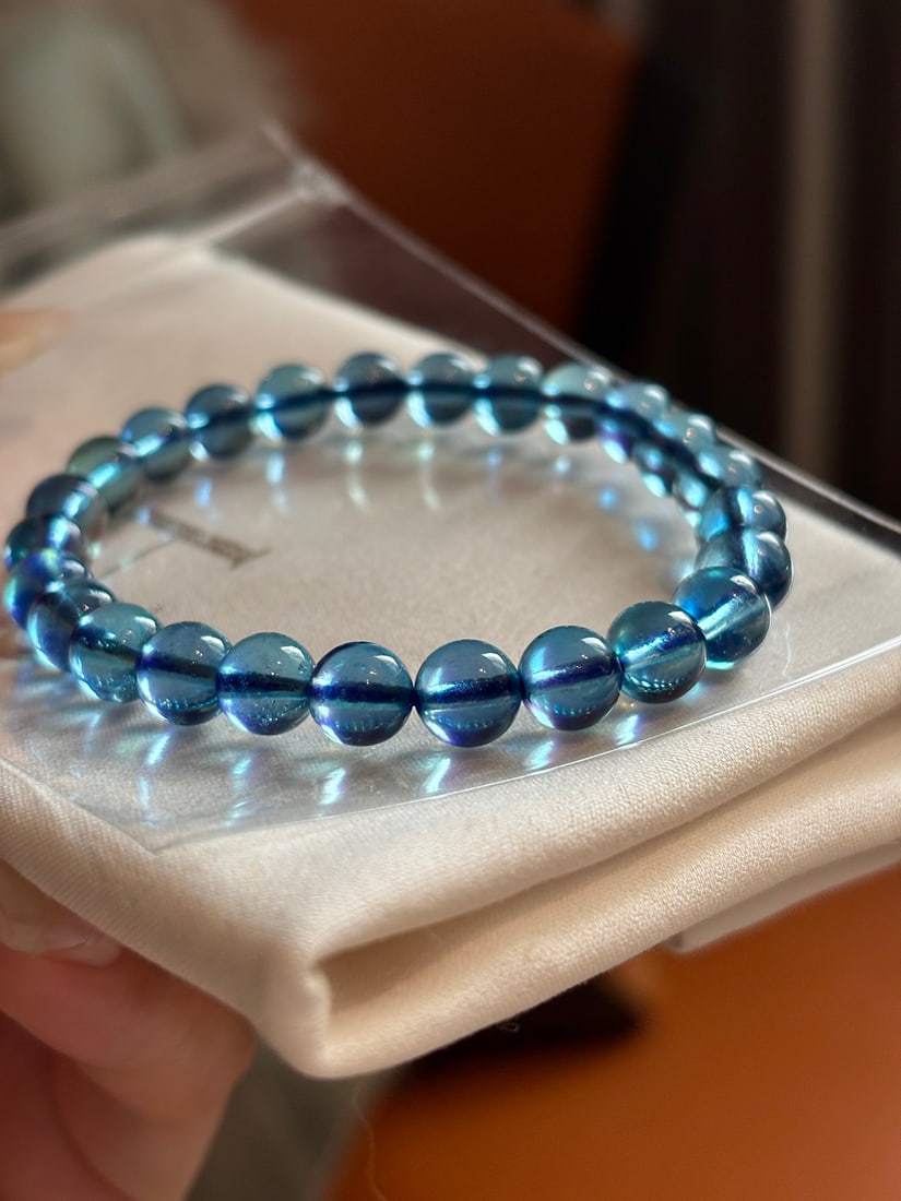 An Exquisite Aquamarine Bracelets - 2