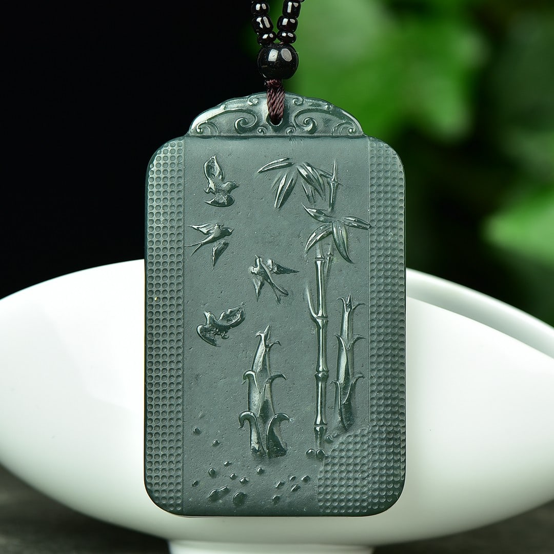 An Exquisite Sapphire Buddha Pattern Pendant - 4