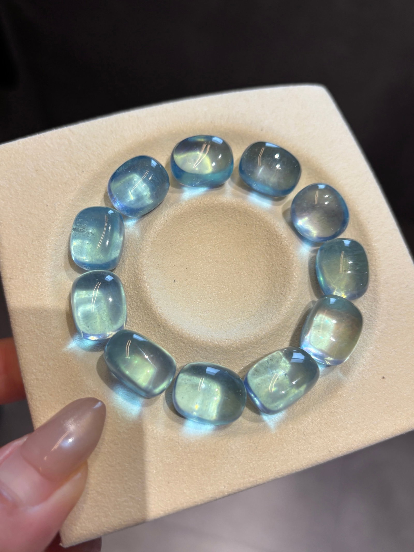 An Exquisite Aquamarine Bracelets - 3