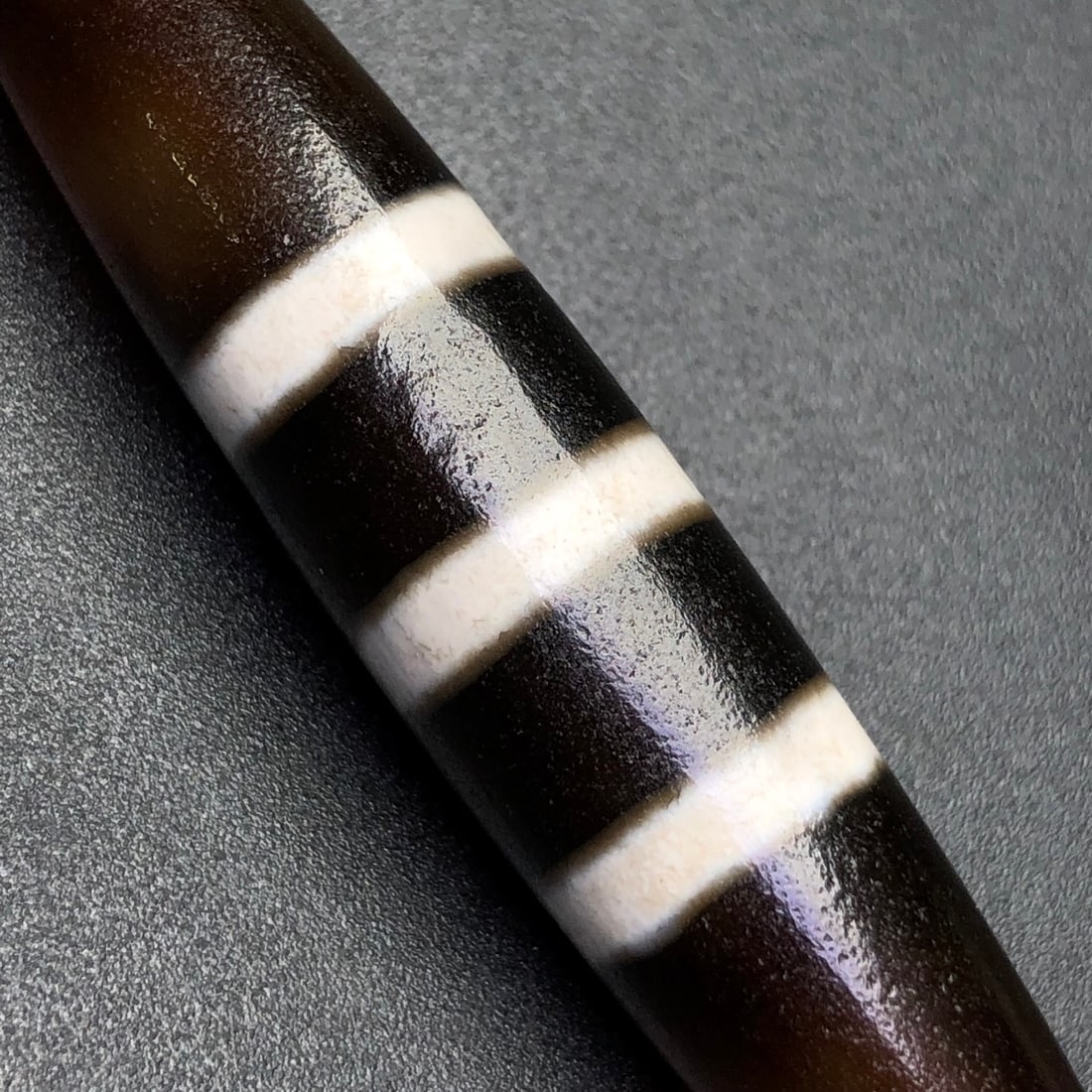 An Exquisite Dzi Bead Pendant - 8