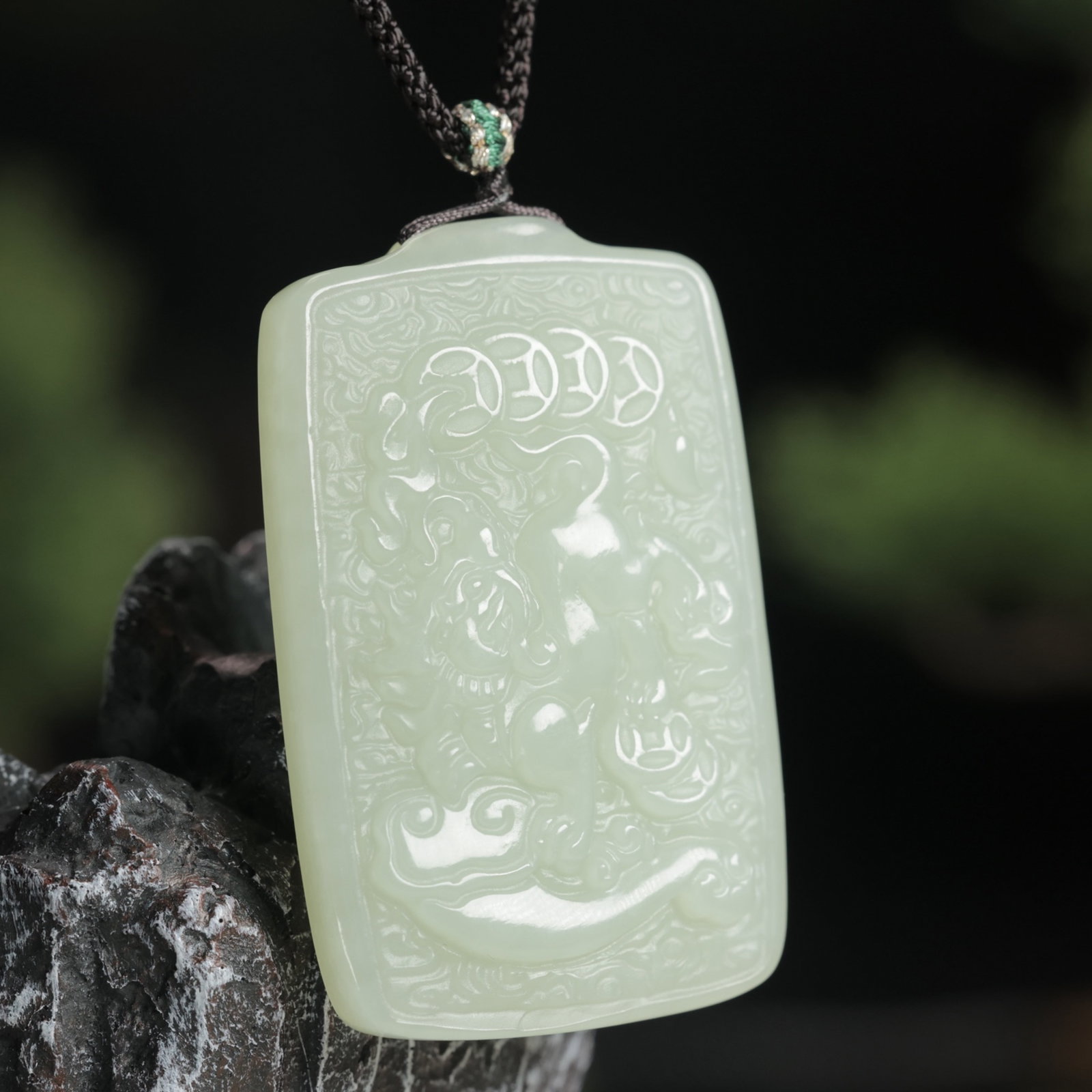 An Exquisite White Jade Auspicious Beast Pattern Pendant - 4