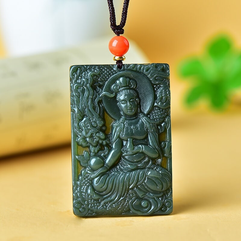 An Exquisite Sapphire Avalokitesvara and Dragon Pattern Pendant: An Exquisite Sapphire Avalokitesvara and Dragon Pattern Pendant,Size:57mmx38mm 寓意:寓意吉祥 玉脂温润
